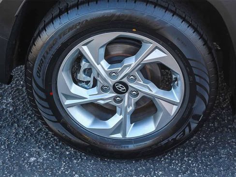 Certified 2022 Hyundai Tucson SEL w/ Cargo Package image 12