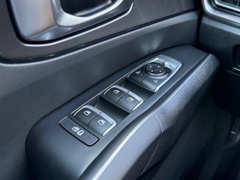 Used 2025 Kia Sorento S w/ Panoramic Sunroof Package FWD image 21