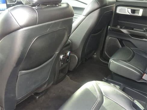 Used 2020 Ford Explorer ST w/ ST Street Pack image 18