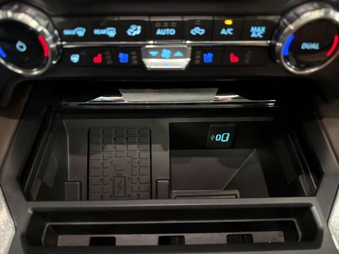 Used 2024 Ford F250 King Ranch w/ Chrome Package image 40