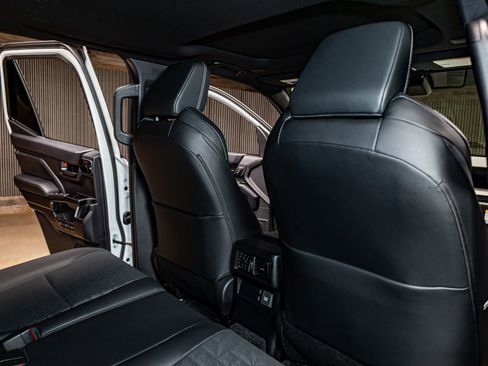 Used 2025 Toyota 4Runner TRD Off-Road image 27