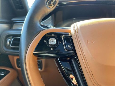 Used 2020 Lincoln Aviator Black Label Grand Touring w/ Class IV Trailer Tow Package image 24