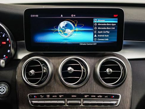 Used 2019 Mercedes-Benz C 300 Sedan image 13