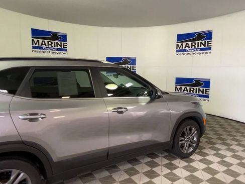 Used 2022 Kia Seltos S FWD image 2