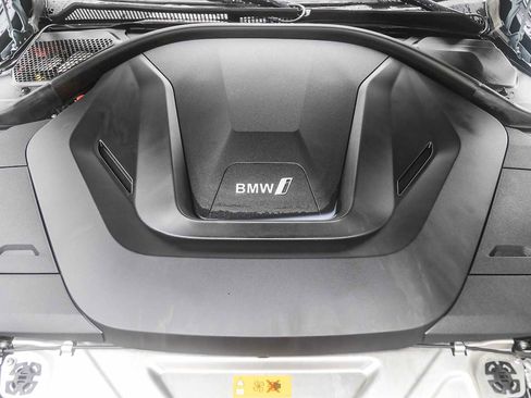 Certified 2023 BMW i4 eDrive40 w/ M Sport Package image 23