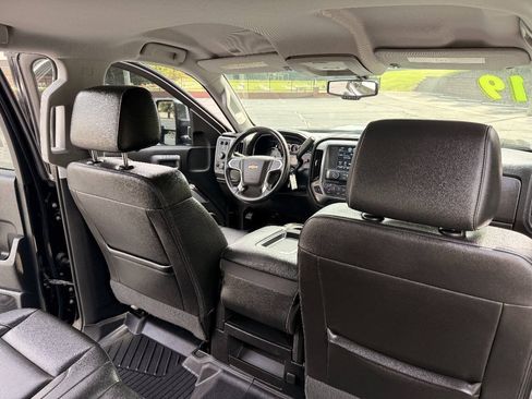 Used 2019 Chevrolet Silverado 2500 LTZ w/ Duramax Plus Package AWD/4WD image 22
