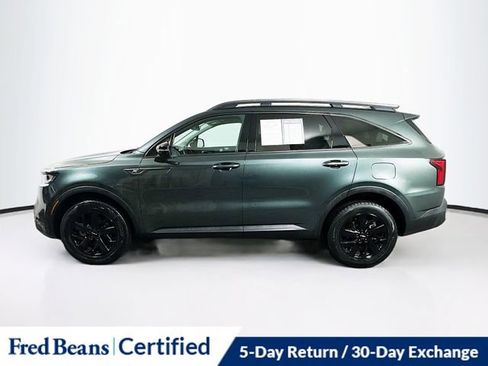 Used 2023 Kia Sorento S image 4