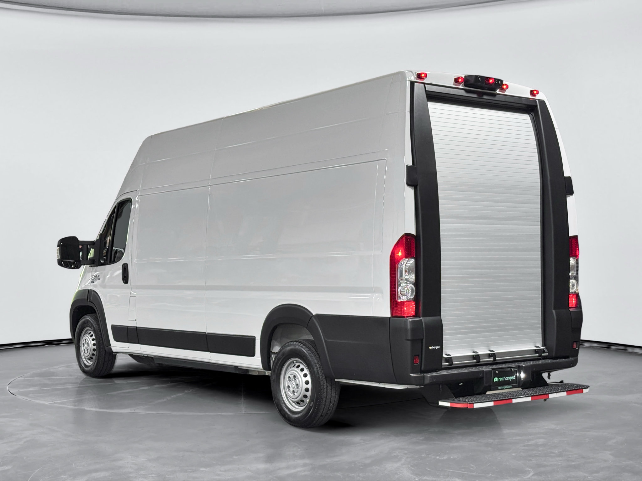 Used 2024 RAM ProMaster 3500 w/ Delivery Van Package FWD image 2