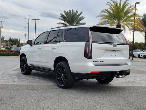 Used 2024 Cadillac Escalade Sport Platinum w/ LPO, ONYX Package image 3