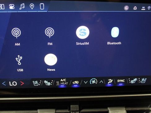 New 2026 Chevrolet Equinox EV RS image 45