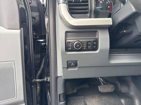 New 2026 Ford F350 XLT w/ FX4 Off-Road Package image 12