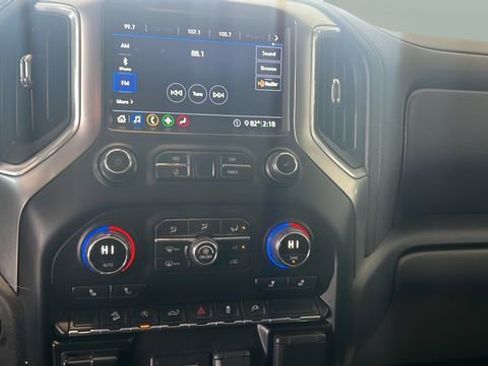 Used 2020 Chevrolet Silverado 1500 RST image 13