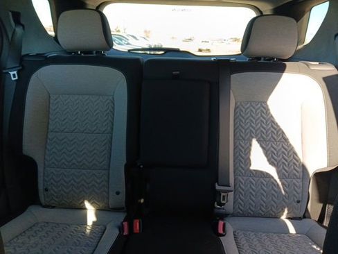 Used 2024 Chevrolet Equinox LS image 26