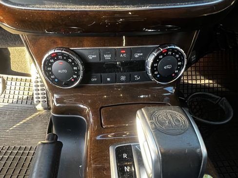 Used 2016 Mercedes-Benz G 65 AMG 4MATIC image 27