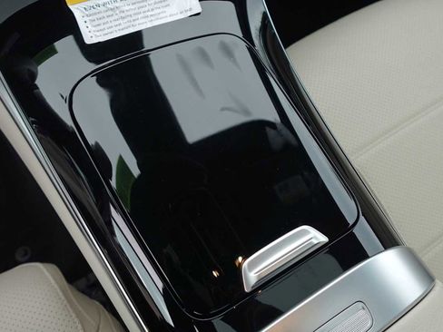 Used 2026 Mercedes-Benz GLC 300 4MATIC image 39