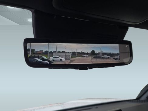 Used 2025 Toyota Tacoma 4x4 Double Cab Hybrid image 18