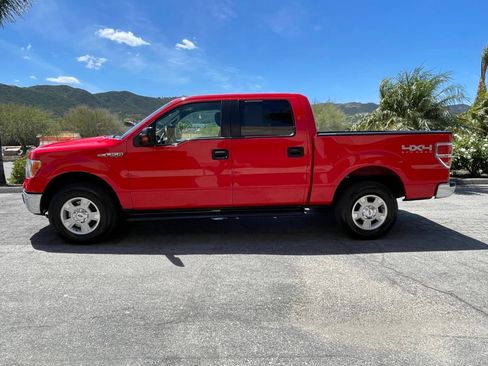 Used 2014 Ford F150 XLT w/ Equipment Group 301A Mid AWD/4WD image 8