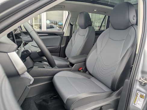 New 2026 Volkswagen Tiguan SE image 26