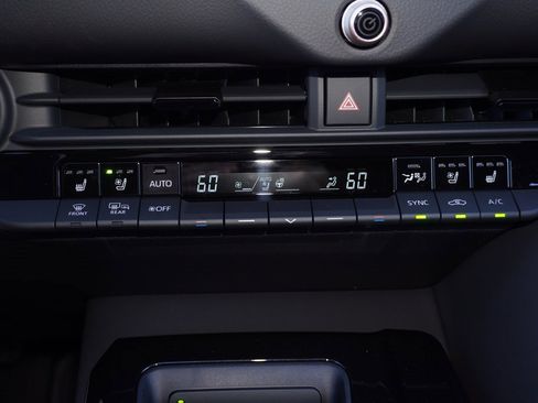 New 2026 Toyota Crown Signia image 16