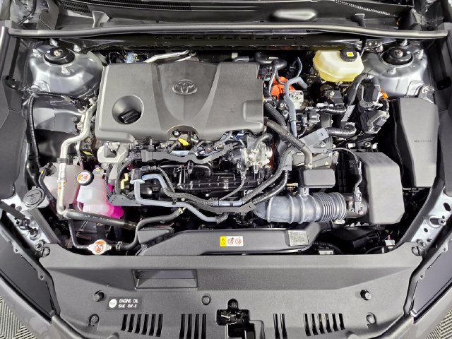 Used 2025 Toyota Camry XLE w/ Premium Plus Package FWD image 13