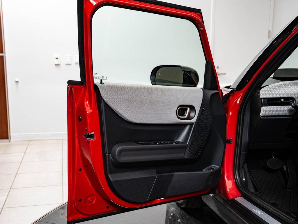 Used 2026 MINI Cooper S FWD image 25