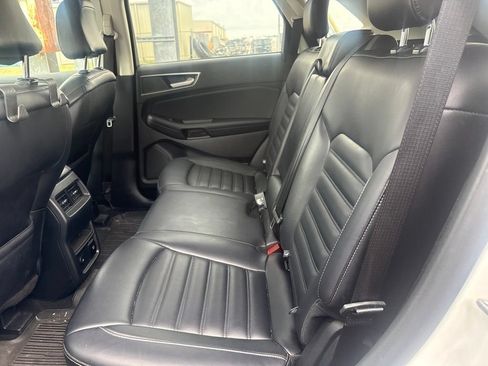 Certified 2024 Ford Edge SEL w/ Convenience Package AWD/4WD image 5