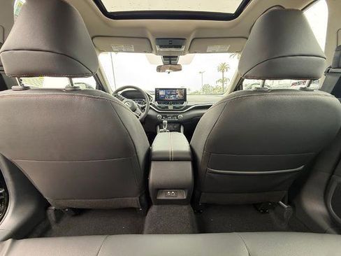 New 2025 Nissan Altima 2.5 SR w/ SR Premium Package image 13