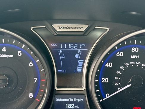 Used 2015 Hyundai Veloster Turbo FWD image 26