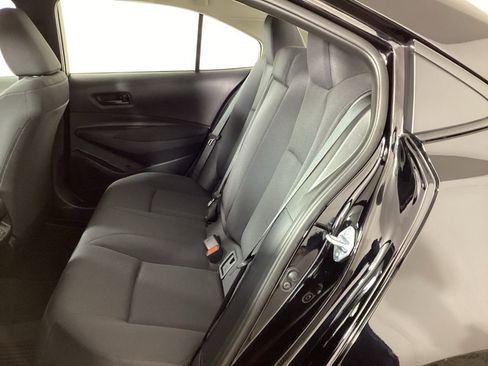 Used 2026 Toyota Corolla LE FWD image 12