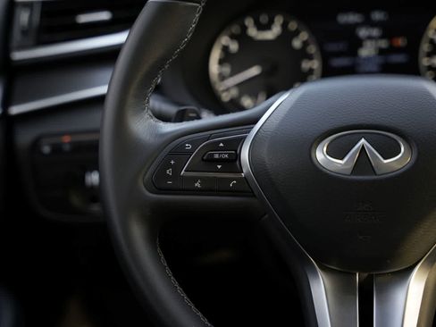 Used 2025 INFINITI QX50 Luxe AWD/4WD image 10