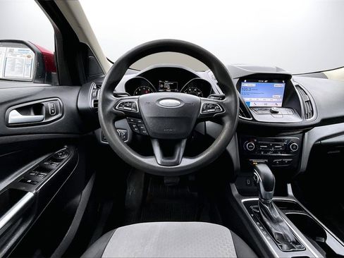 Used 2019 Ford Escape SE image 11