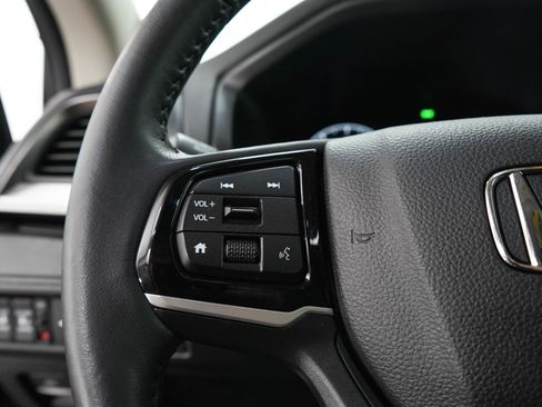 Used 2025 Honda Odyssey EX-L image 24