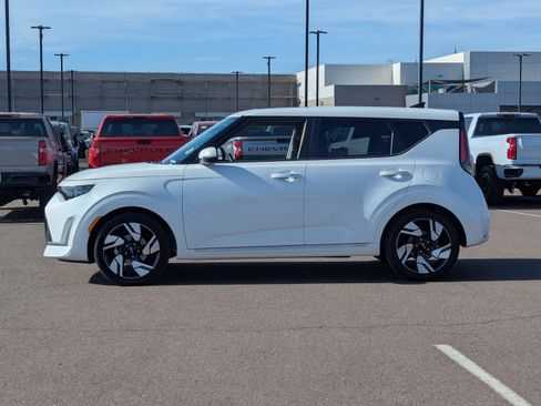 Used 2023 Kia Soul GT-Line image 3
