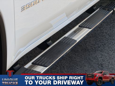 Used 2025 Chevrolet Silverado 3500 LTZ AWD/4WD image 5