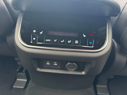 New 2026 Nissan Armada Platinum image 26