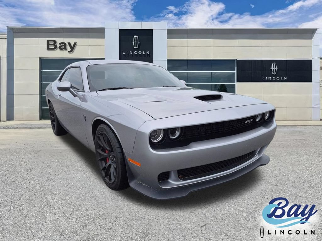 Used 2015 Dodge Challenger SRT Hellcat RWD image 3