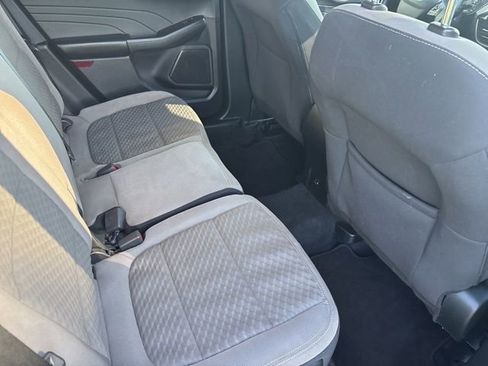 Used 2022 Ford Escape SE FWD image 33