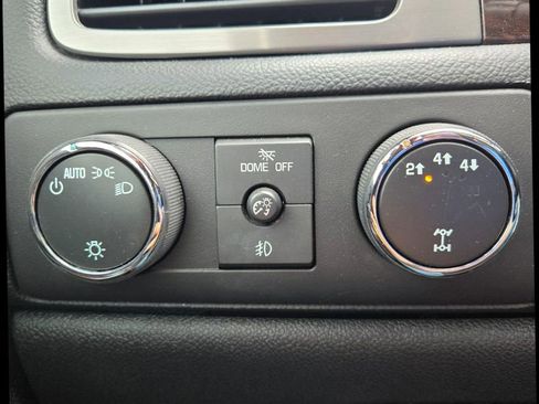 Used 2012 GMC Sierra 3500 Denali image 24