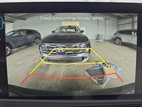 New 2026 Hyundai Tucson SE image 21