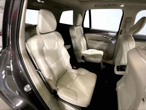 Certified 2023 Volvo XC90 B6 Ultimate w/ Lounge Package image 28