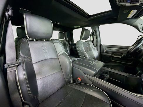 Used 2020 RAM 2500 Limited image 31