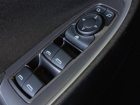Used 2023 Chevrolet Malibu LT FWD image 27