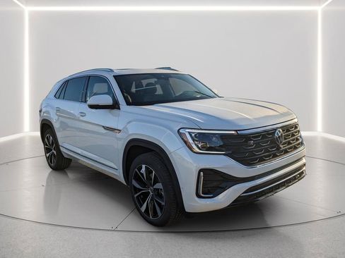 New 2026 Volkswagen Atlas Cross Sport SEL Premium R-Line AWD/4WD image 10