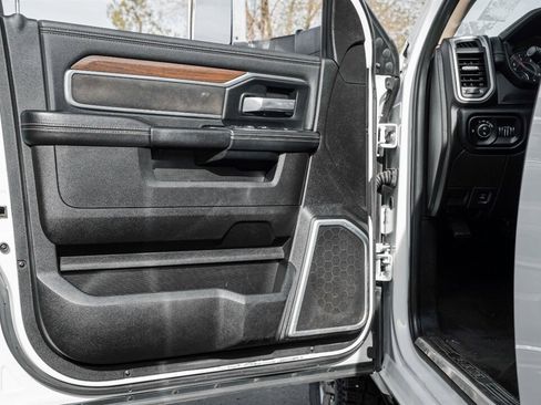Used 2022 RAM 2500 Laramie image 23