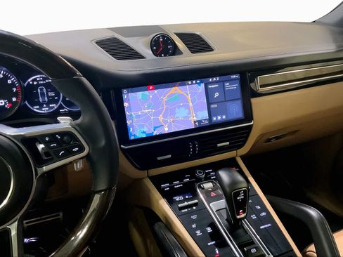 Used 2020 Porsche Cayenne S AWD/4WD image 12