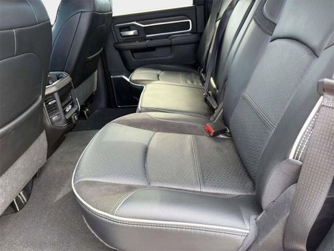 Used 2025 RAM 2500 Laramie image 31