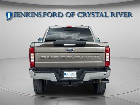 Used 2021 Ford F250 XLT w/ XLT Premium Package image 11