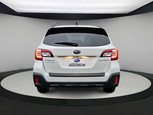 Used 2019 Subaru Outback 2.5i Premium image 7