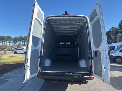 New 2026 Mercedes-Benz Sprinter 2500 image 14