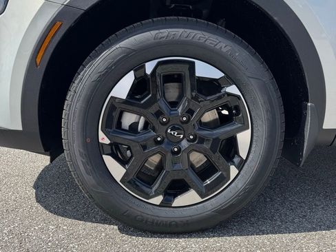 New 2026 Kia Sorento S AWD/4WD image 9